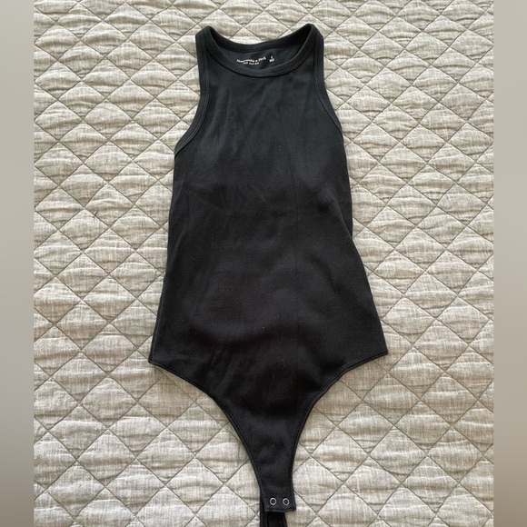 Abercrombie Razorback Bodysuit - Picture 1 of 5